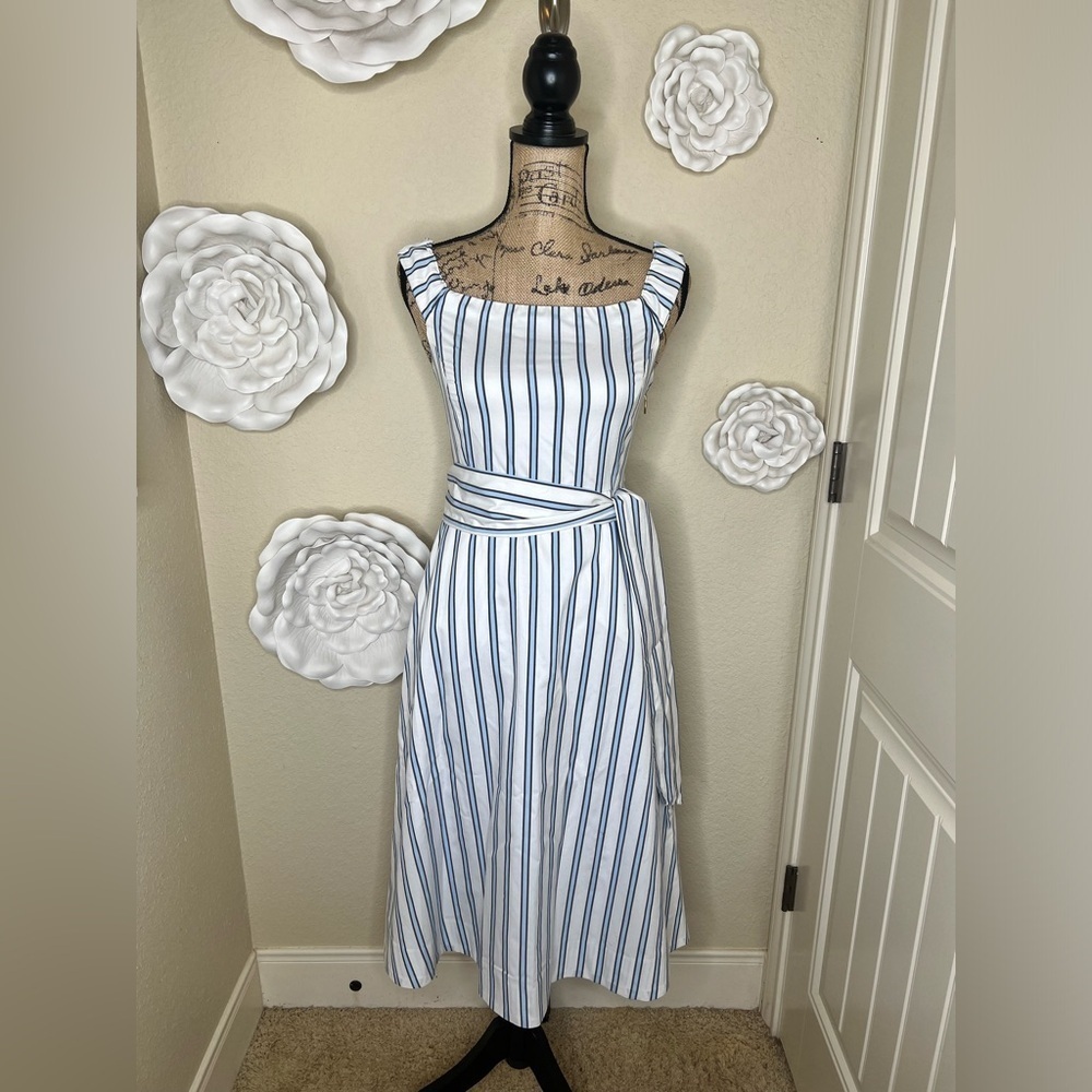 Draper James Off the Shoulder White & Blue Multi Striped Dress Size 0 - Picture 12 of 16